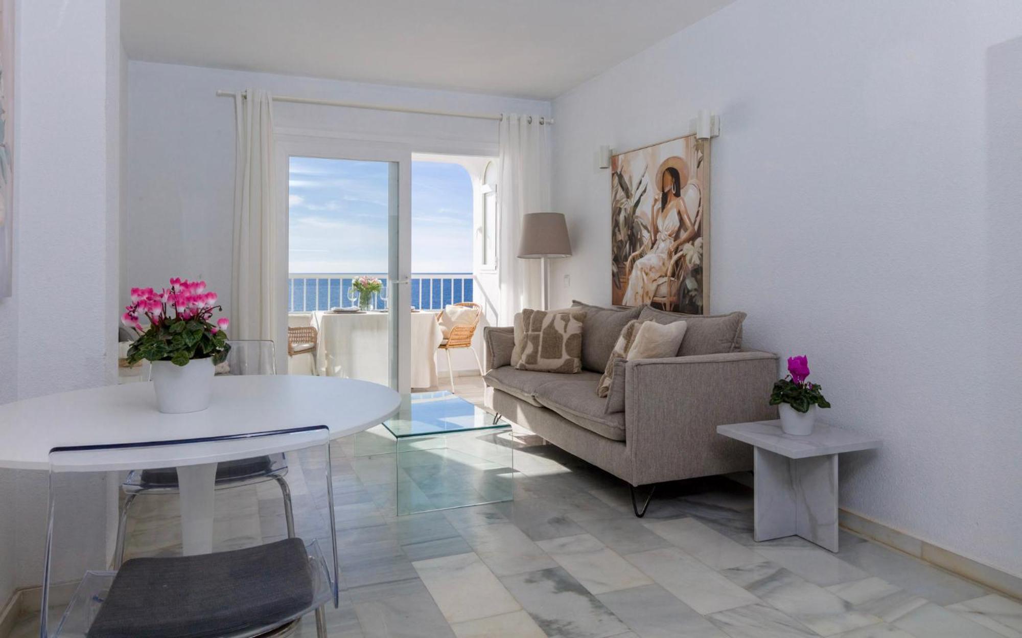 Oceanfront Mijas Apartment Exterior photo